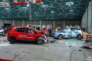 国产电车测评碰撞试验视频,安全性能哪家强？-第1张图片-国产综合永久精品日韩