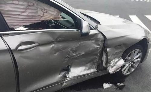 宝马撞上国产车完整视频,宝马高速撞击国产车，全程视频曝光-第3张图片-国产综合永久精品日韩