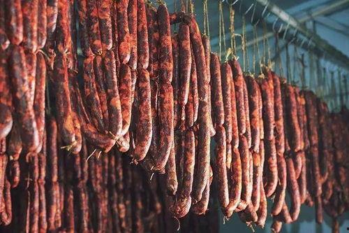 野外晒香肠视频大全国产,传统工艺与现代生活的完美融合-第1张图片-日韩成人精品中文字幕